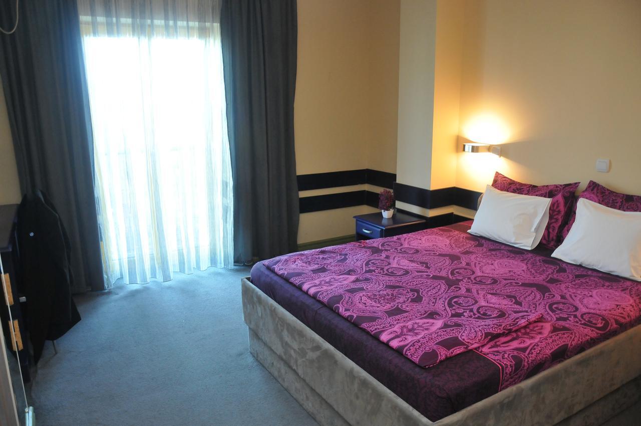 Hotel Vidikovac Ni Exteriör bild